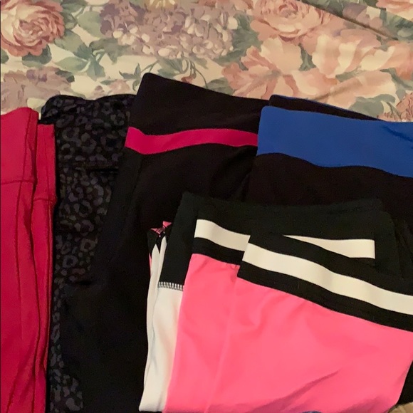 Athletic wear - Picture 3 of 4